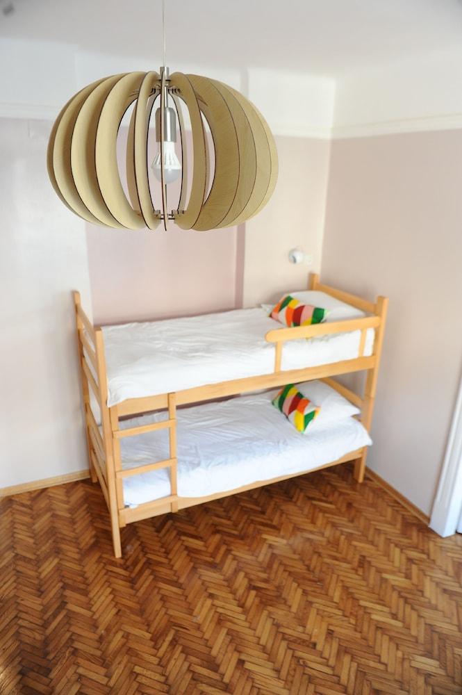 Roommates Hostel Beograd Eksteriør billede